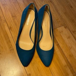 Great condition heels!